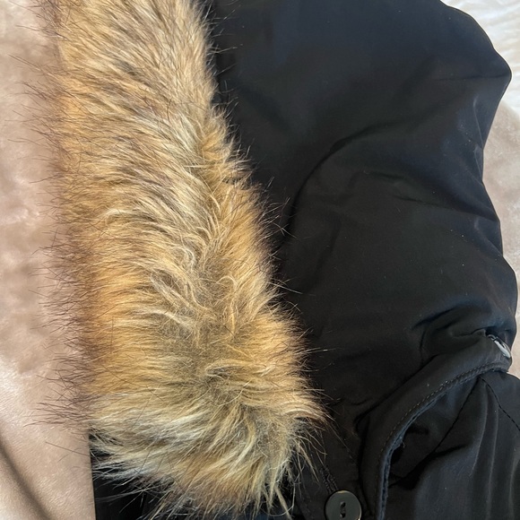 Gallery plus size 2x Black Puffer Coat with faux Fur trim on Hood - Picture 16 of 16